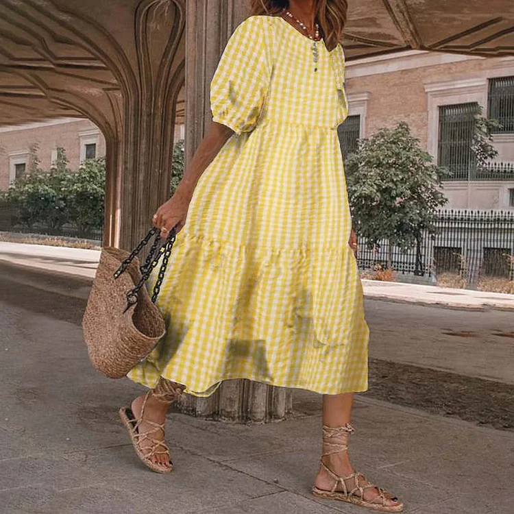 Casual beach dress with check pattern