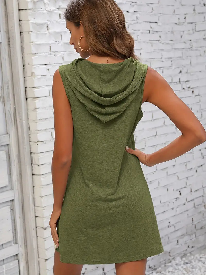 Fieke - Sleeveless dress with hood 