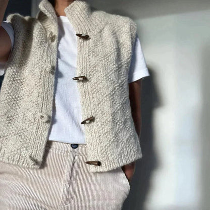 Evy - Elegant buttoned wool cardigan