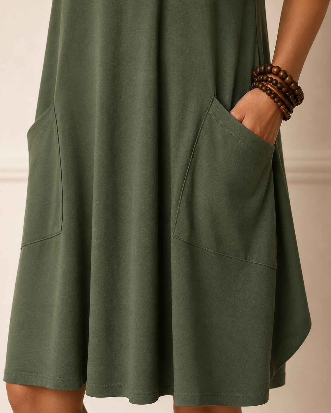 Robe Sophie™ — Robe Élégante avec Couverture Subtile du Ventre