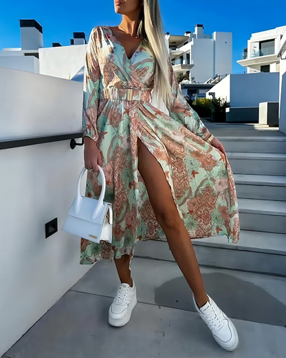 Long-sleeve midi dress with floral paisley patterns for spring