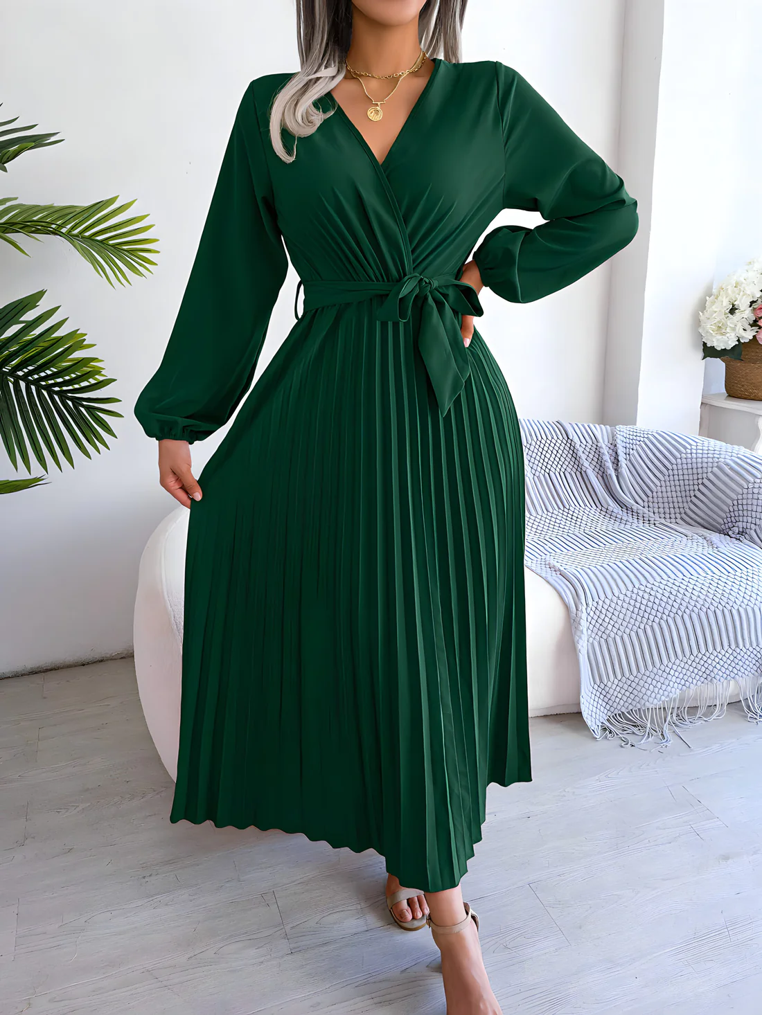 Ève - Elegant pleated dress